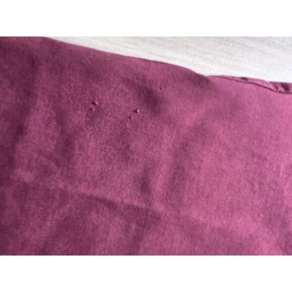 Ann Taylor Womens Burgundy Ankle Pants With Button Accents Size 8 - Picture 4 of 7